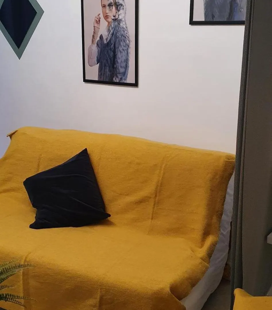 Les Ammonites Apartment Bormes-les-Mimosas 0*,  France